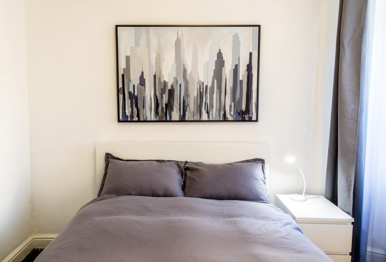 Апартаменты Flat 25 Dudley Court Лондон Экстерьер фото